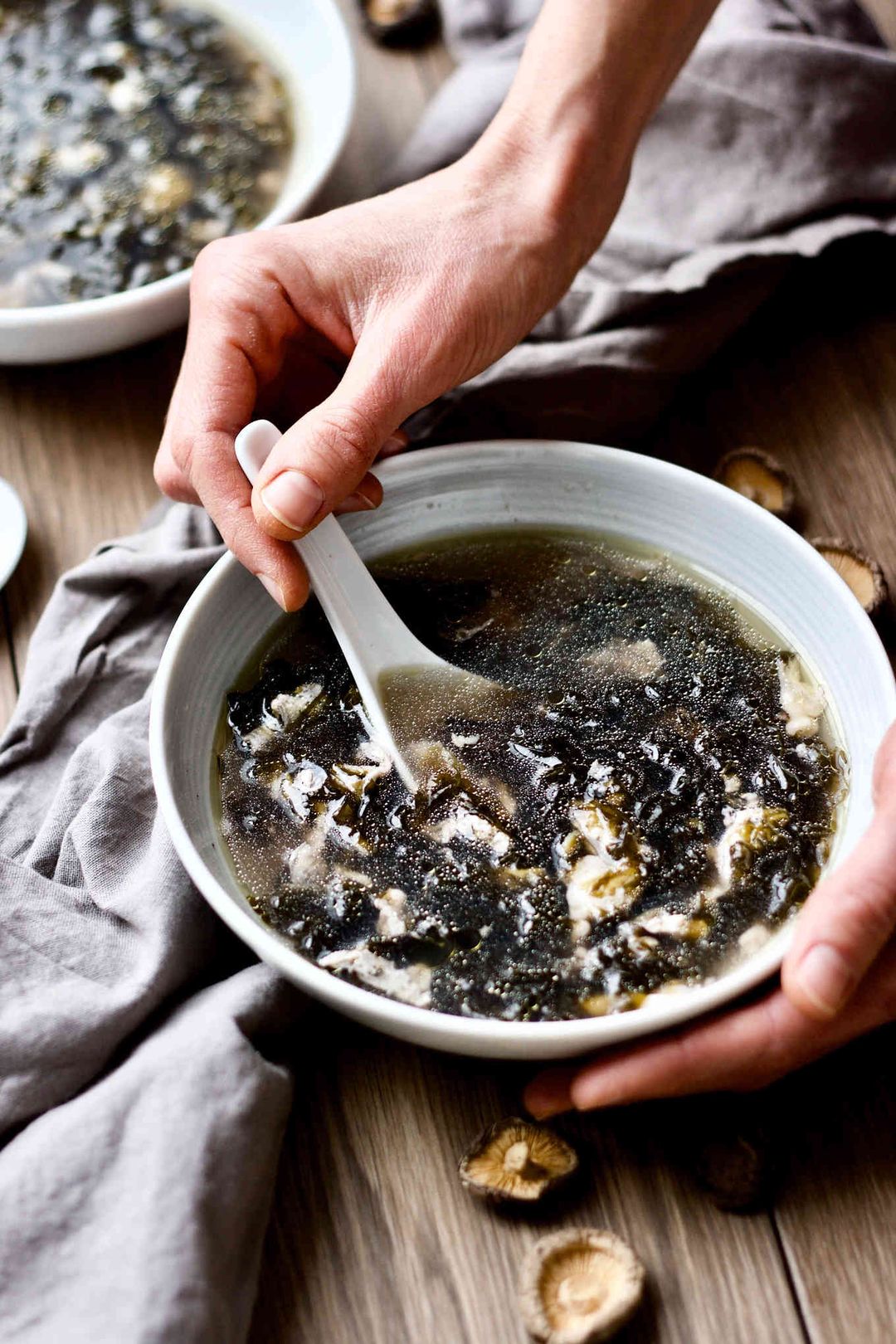 Clear Soup w/Seaweeds & Shreds of Chicken