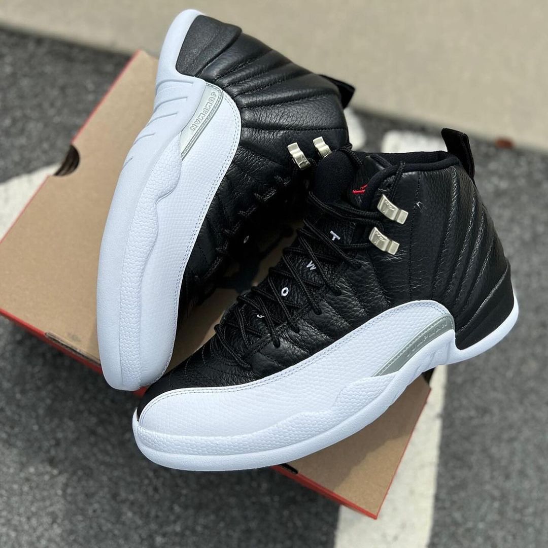 Air Jordan 2 "Playoffs"