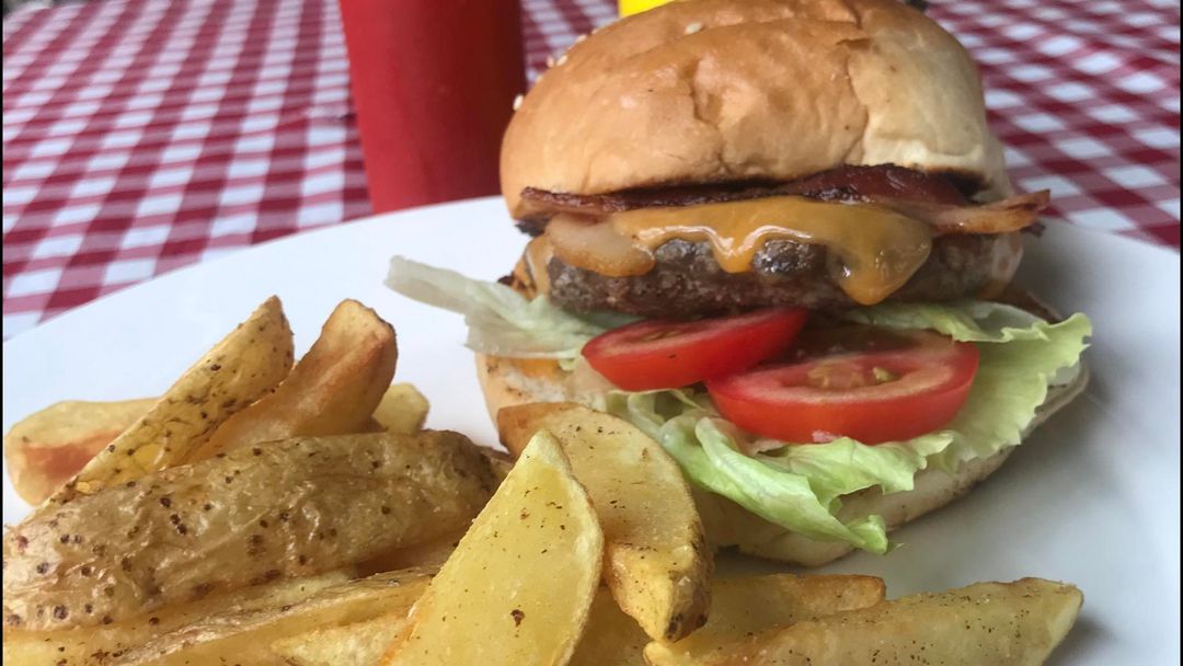 Cheeseburger & Fries