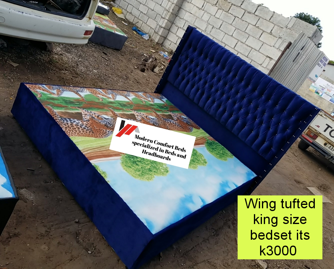 Wing tufted king size bedset