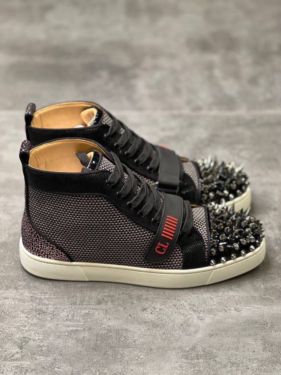 LOUBOUTİN