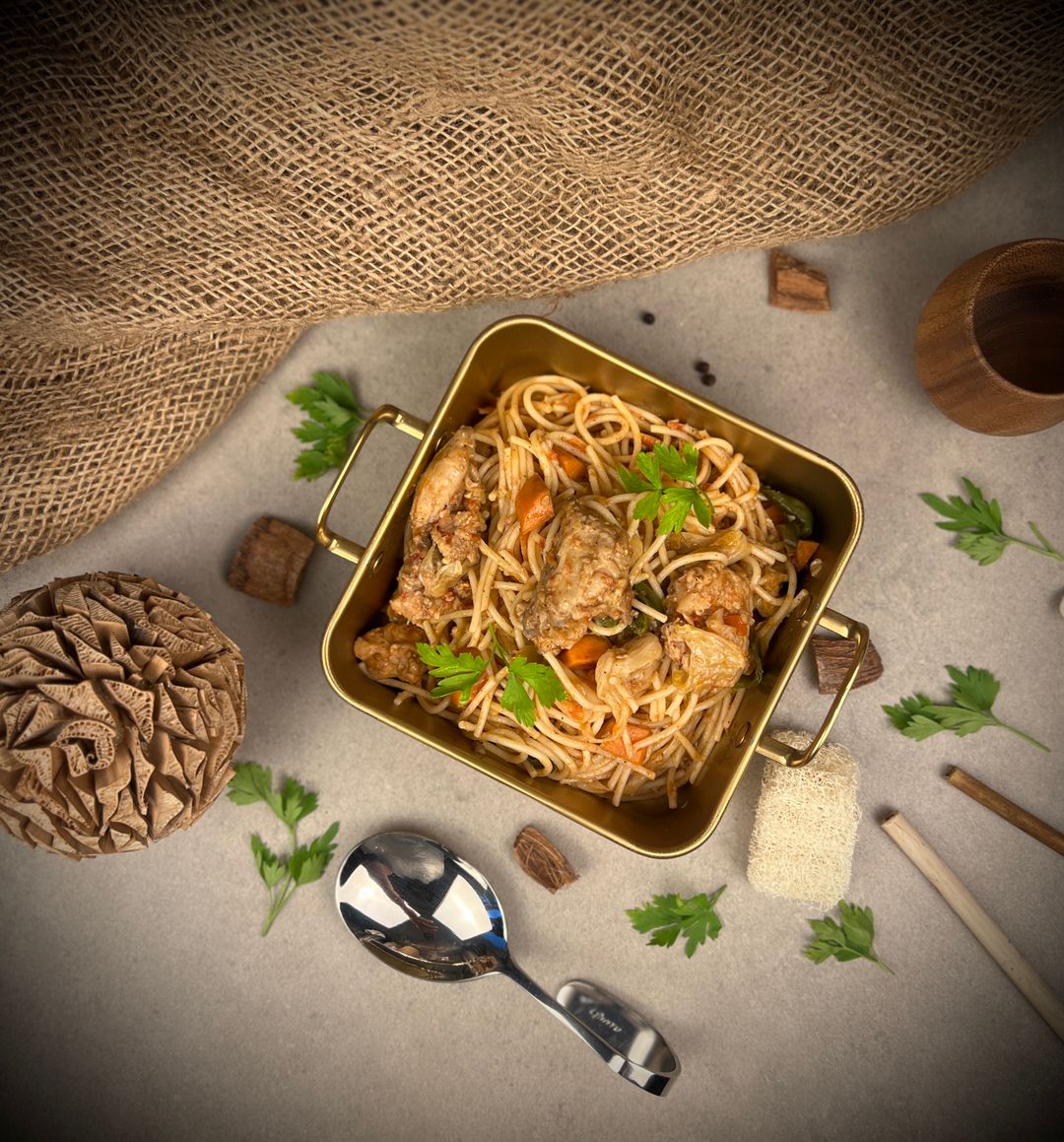 مكرونة سباغيتي بالدجاج و الخضار - Chicken & Vegetable Spaghetti