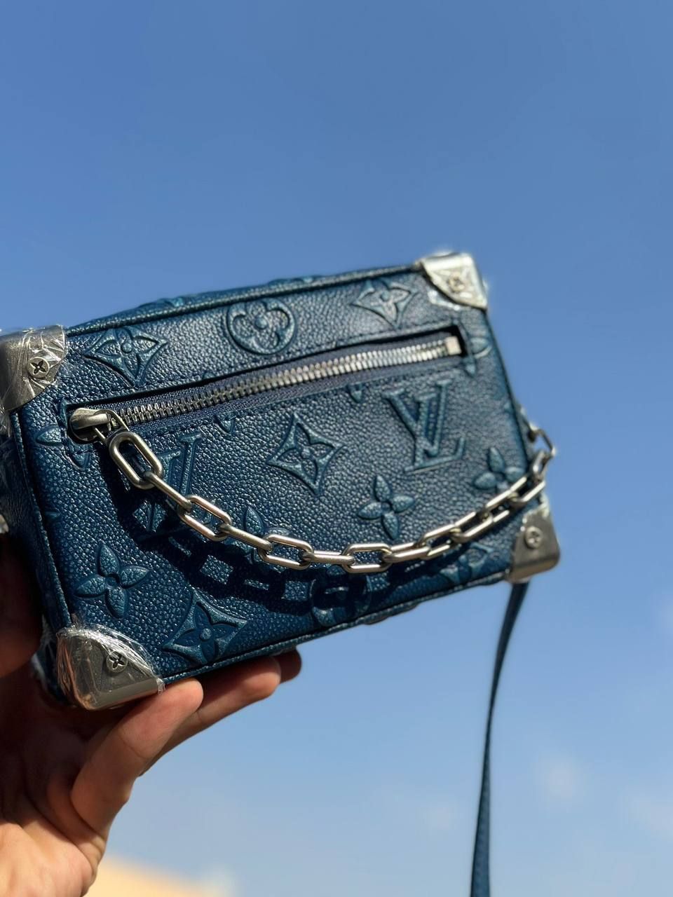  LOUIS VUITTON mini Soft trunk