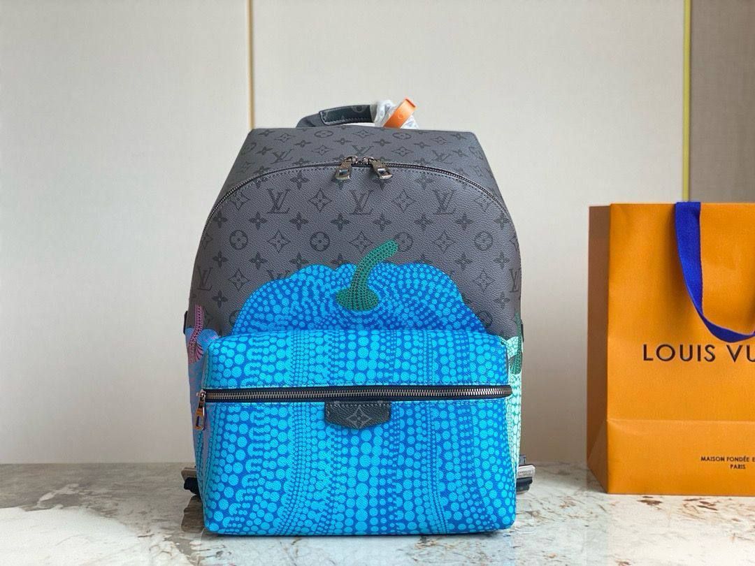  LOUIS VUITTON x YK Discovery Backpack