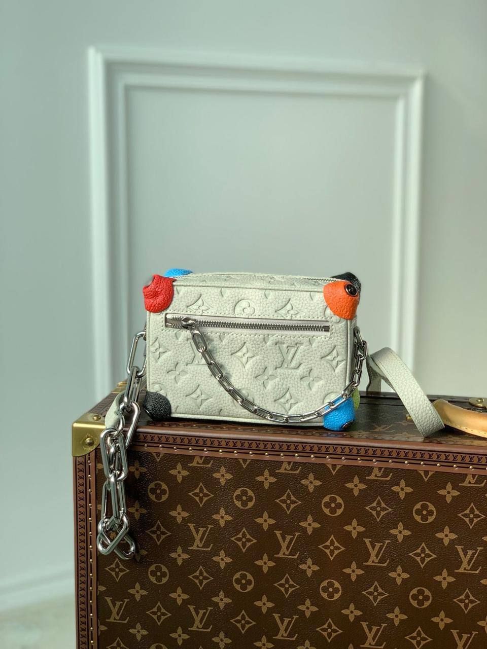  LOUIS VUITTON Mini Soft Trunk