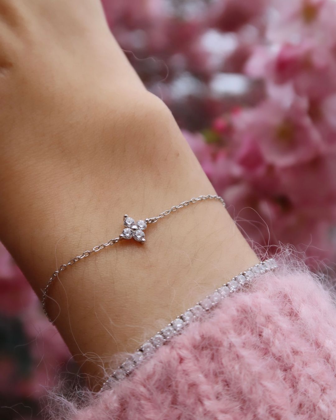 SINGLE CLOVER BRACELET 