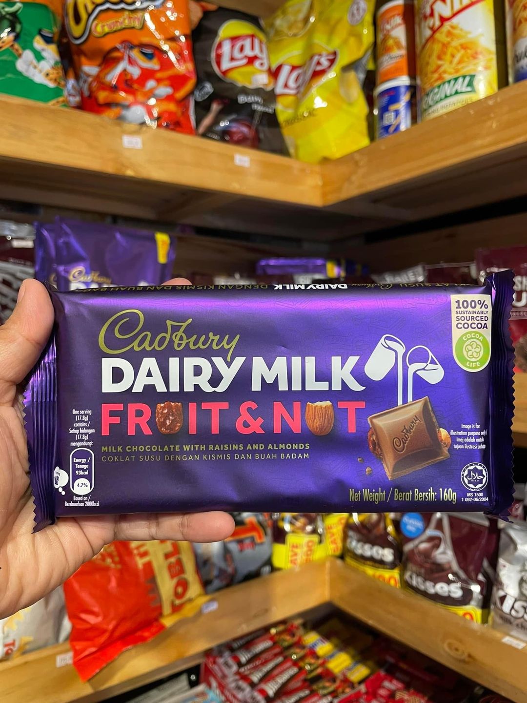 Cadbury Dairy Milk Fruit & Nut 160g