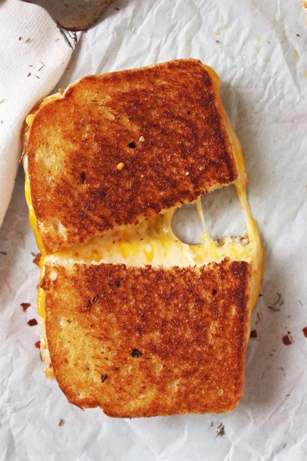 GRILLED CHEESE