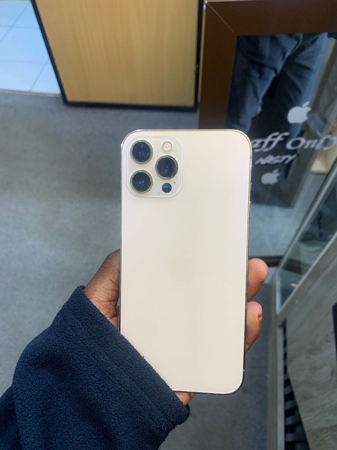 I phone 12 pro max 256GB