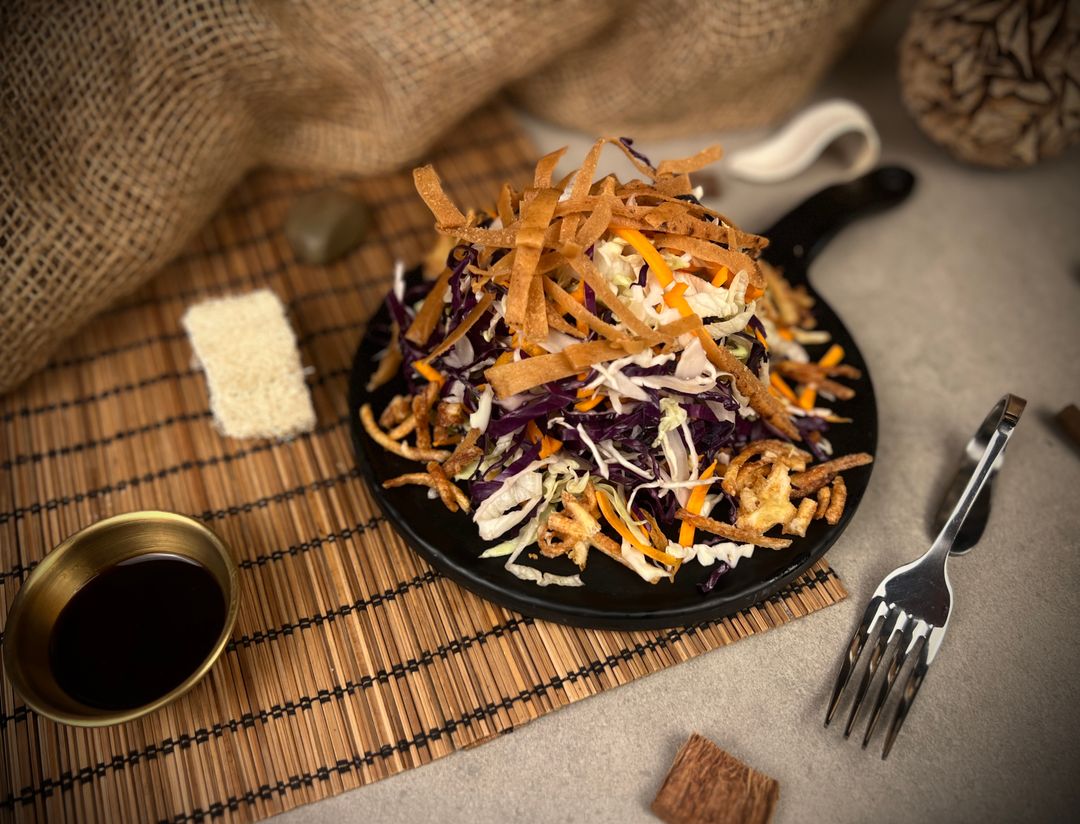 سلطة الكريسبي الهرمية - Crispy Pyramid Salad