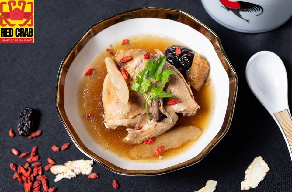 Herbal chicken SOUP 药材鸡汤