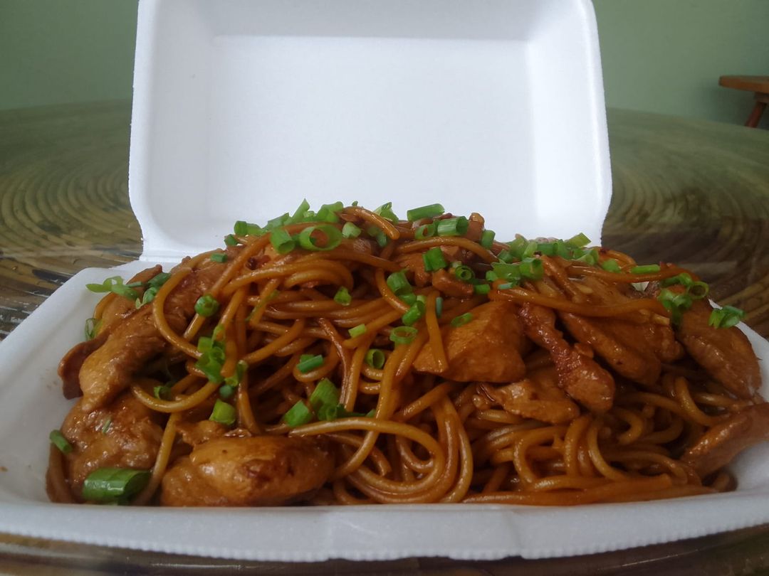 Chicken Garlic Noodles 