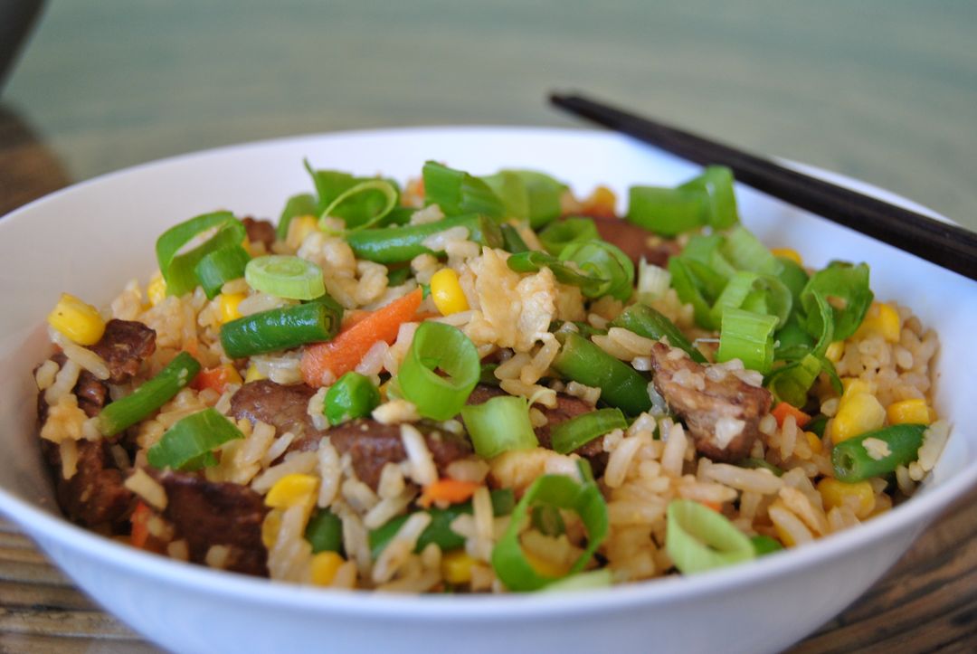 Chicken Chow Faan (Egg Fried Rice Meal) 