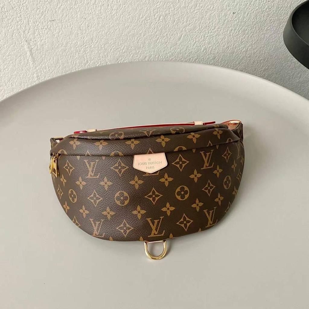 LOUIS VUITTON Monogram Bumbag