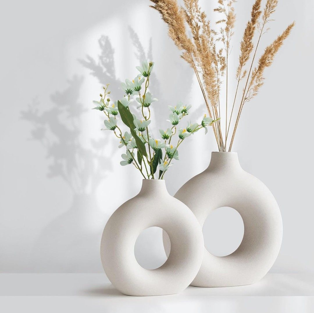 Beige/White Ceramic Donut Vases