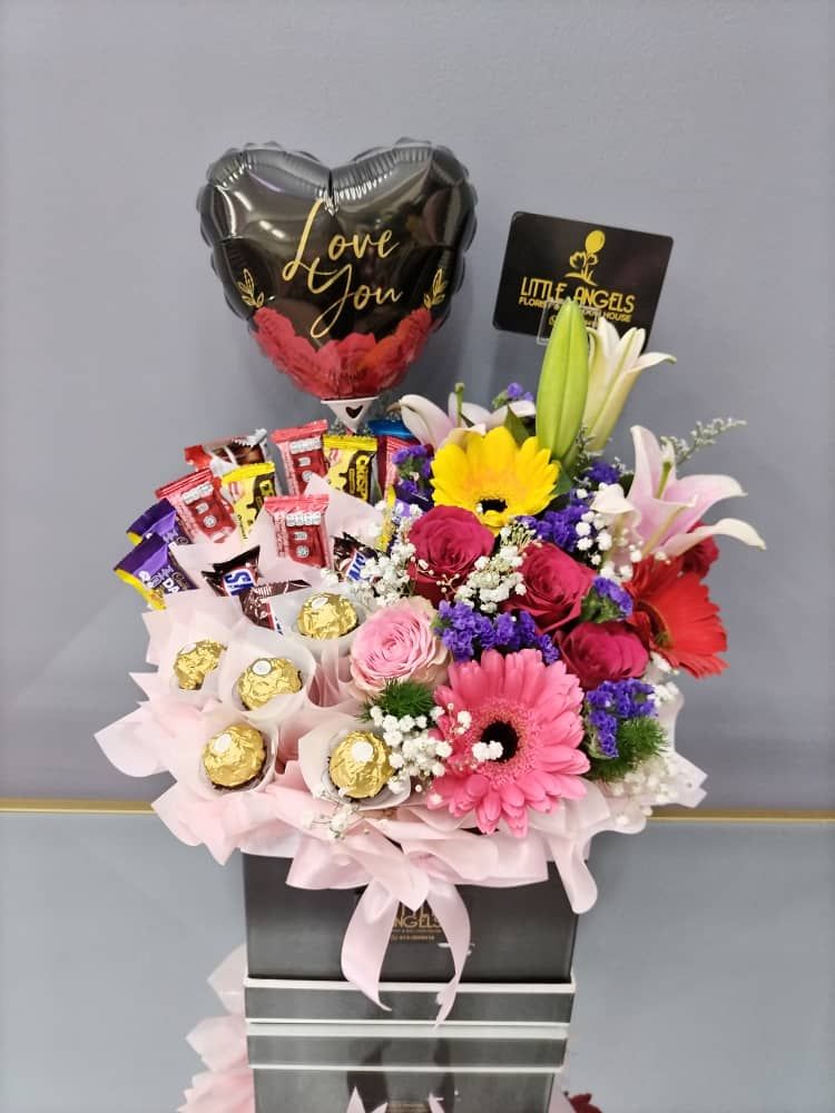 Flowers and Choc Set