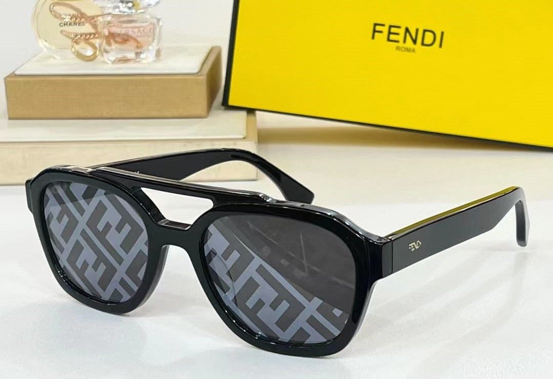 FENDI 