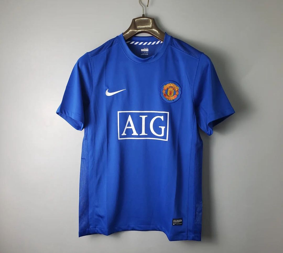 RETRO FOOTBALL JERSEY 