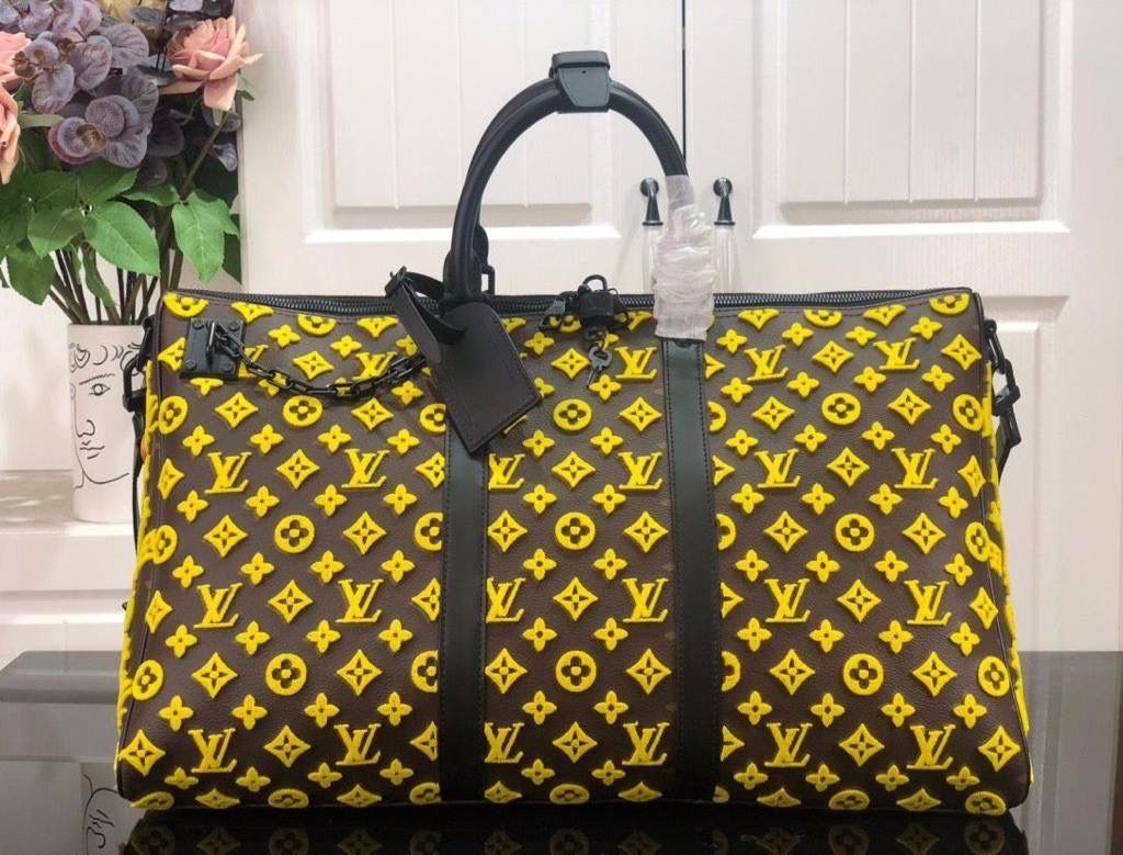  LOUIS VUITTON Keepall Bandouliere 50 