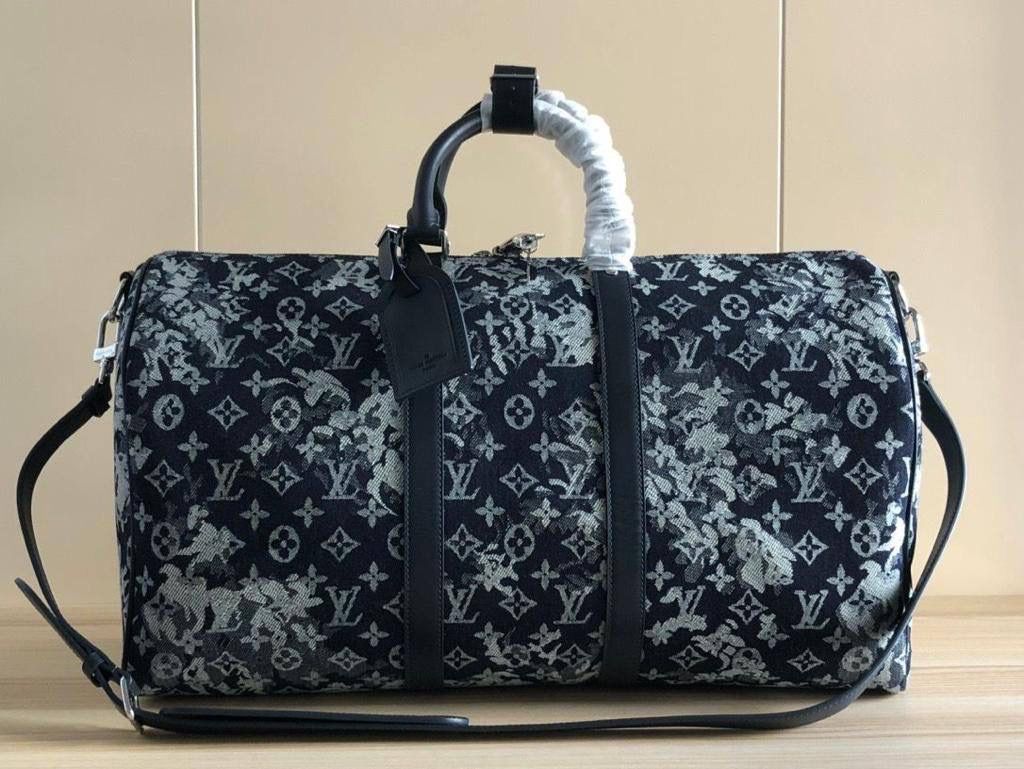  LOUIS VUITTON Keepall Bandouliere 50  