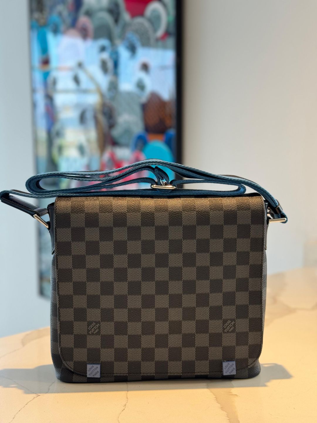 LOUIS VUITTON  Messenger bag