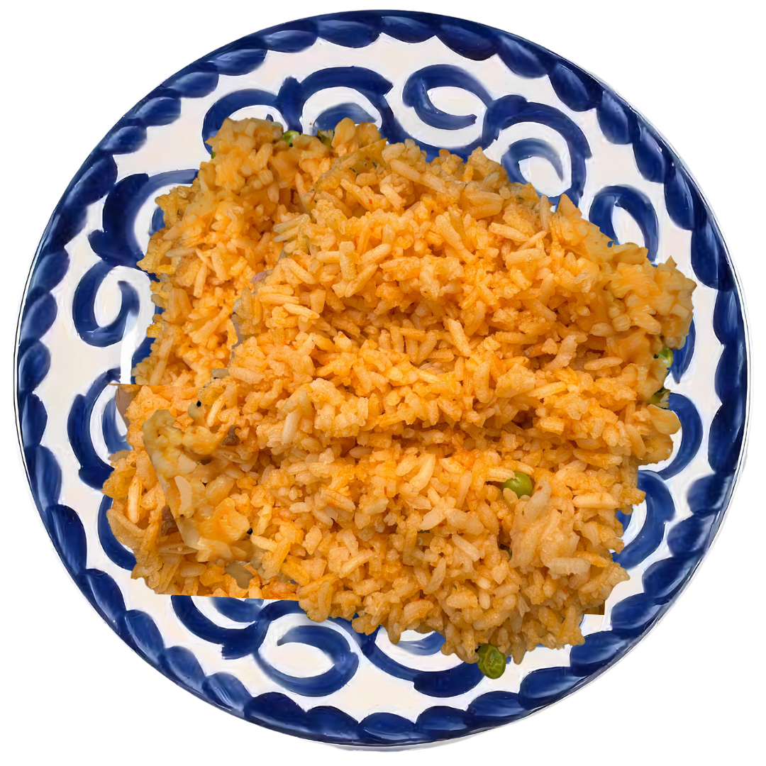Media orden de arroz rojo casero con chícharos 