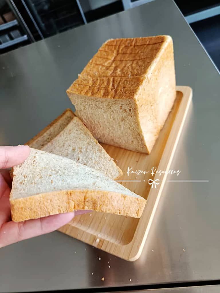 Wholemeal loaf 全麦面包