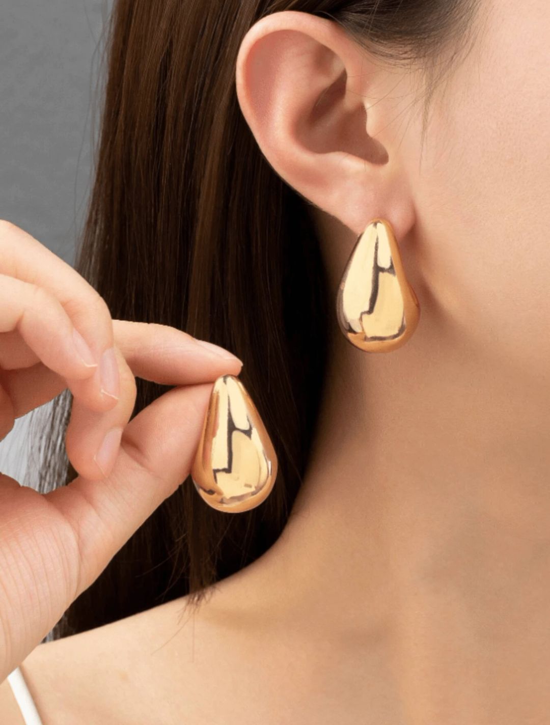 Tear drop earring 