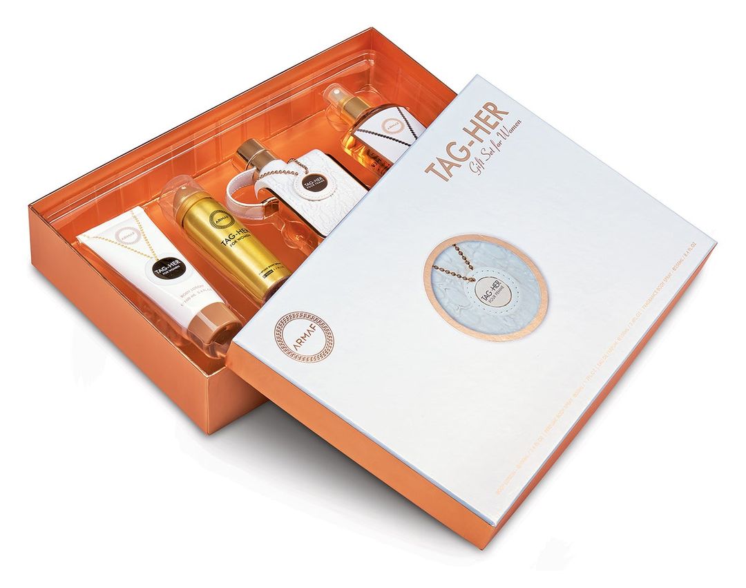TAG HER WOMAN GIFT SET