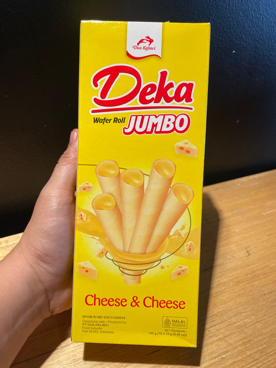 Deka Wafer Roll Jumbo Cheese & Cheese 140g