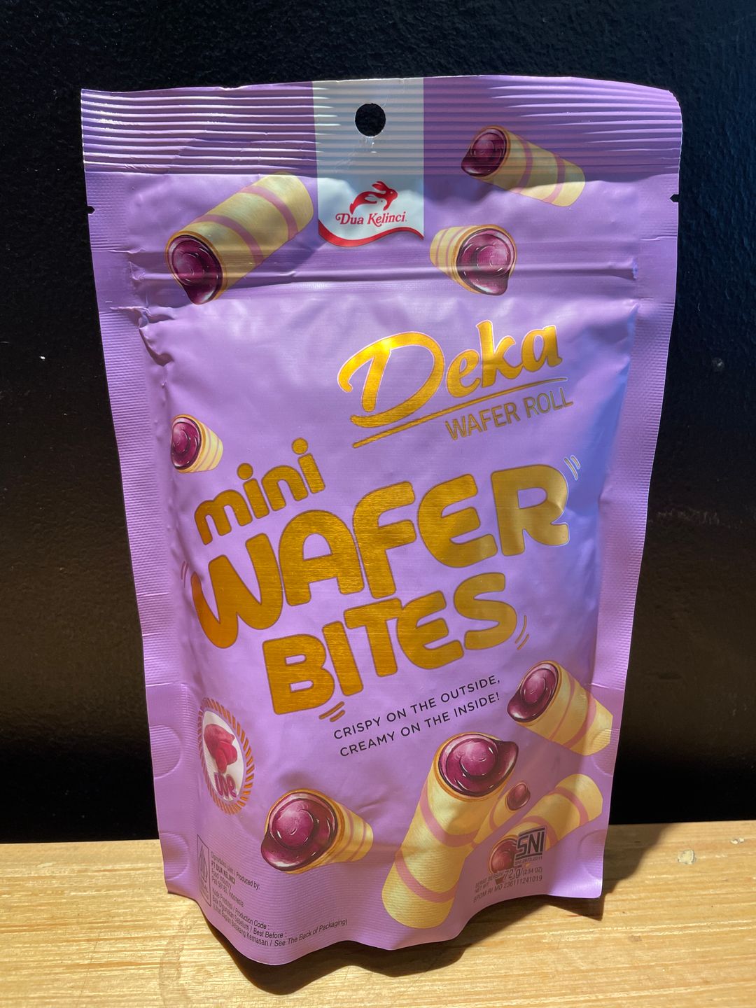 Deka Wafer Roll Mini Wafer Bites Ube Flavor 72g