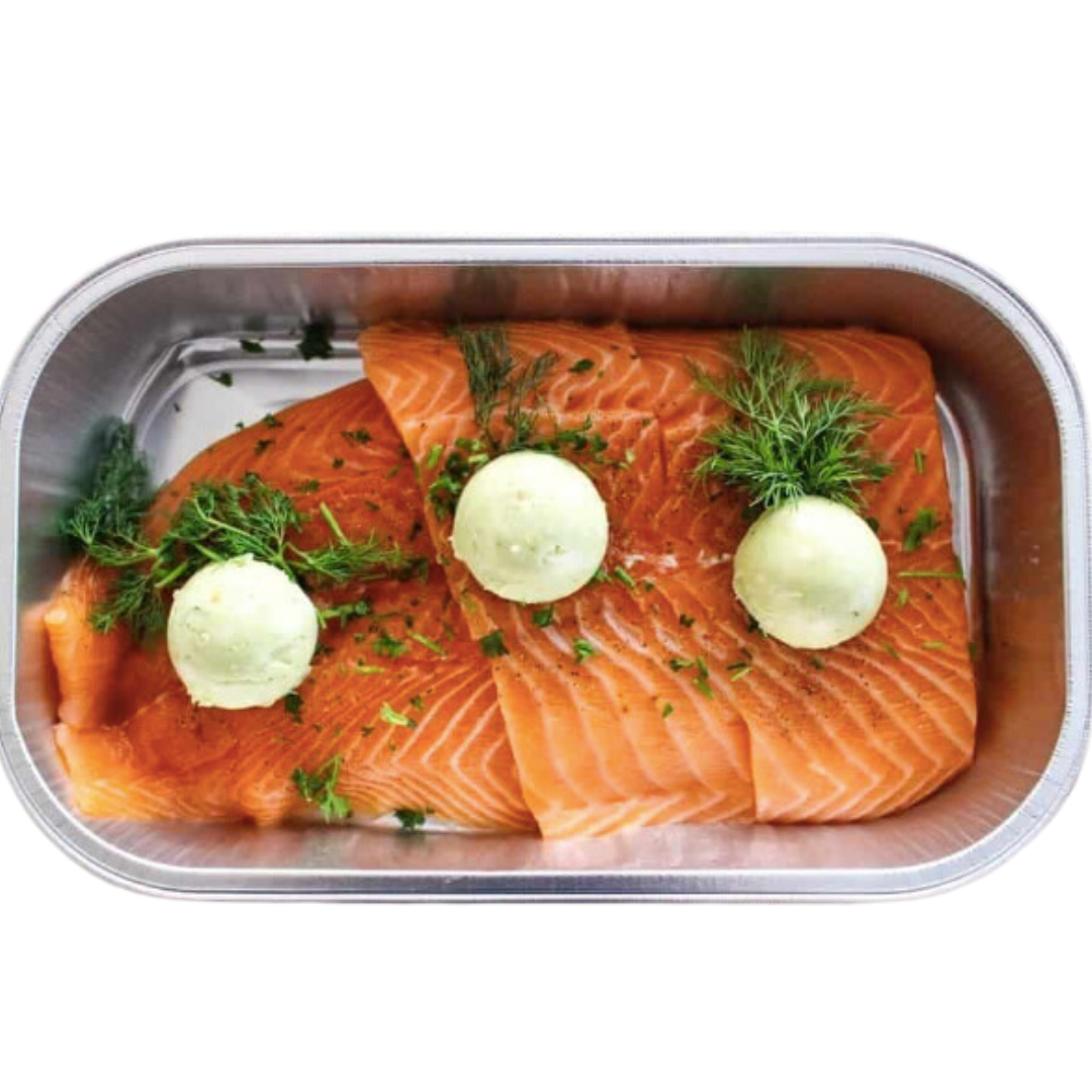 Bandeja de Butter Pesto Salmon de 300gr equivalente a 2 porciones individuales de 150 gr c/u. Listo para hornear. 