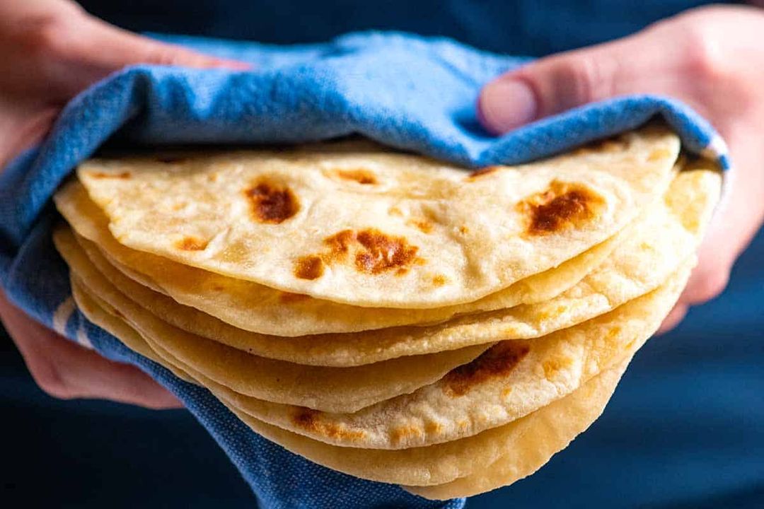 1 dozen Flour tortillas