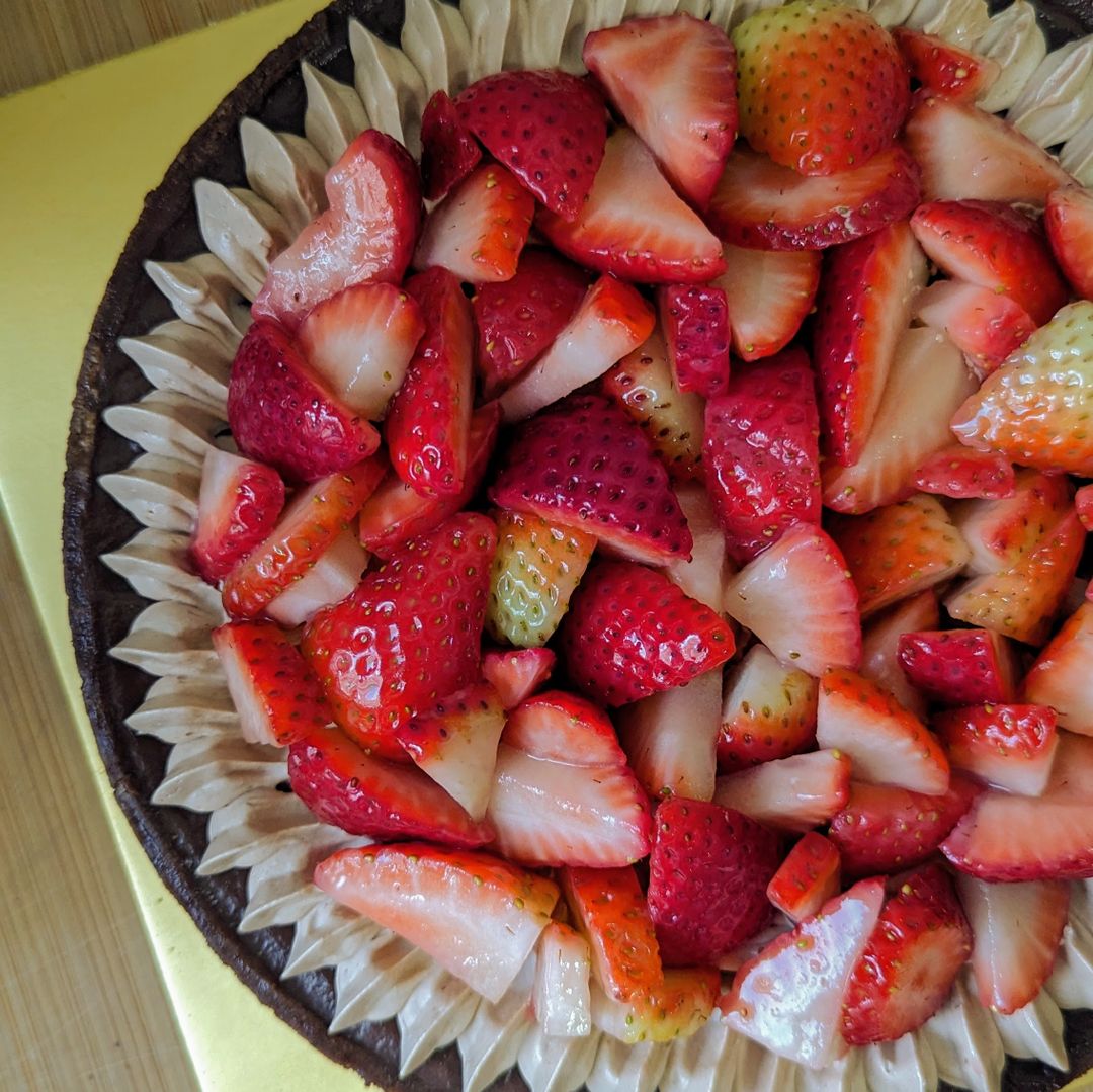 Dark Chocolate Strawberry Tart