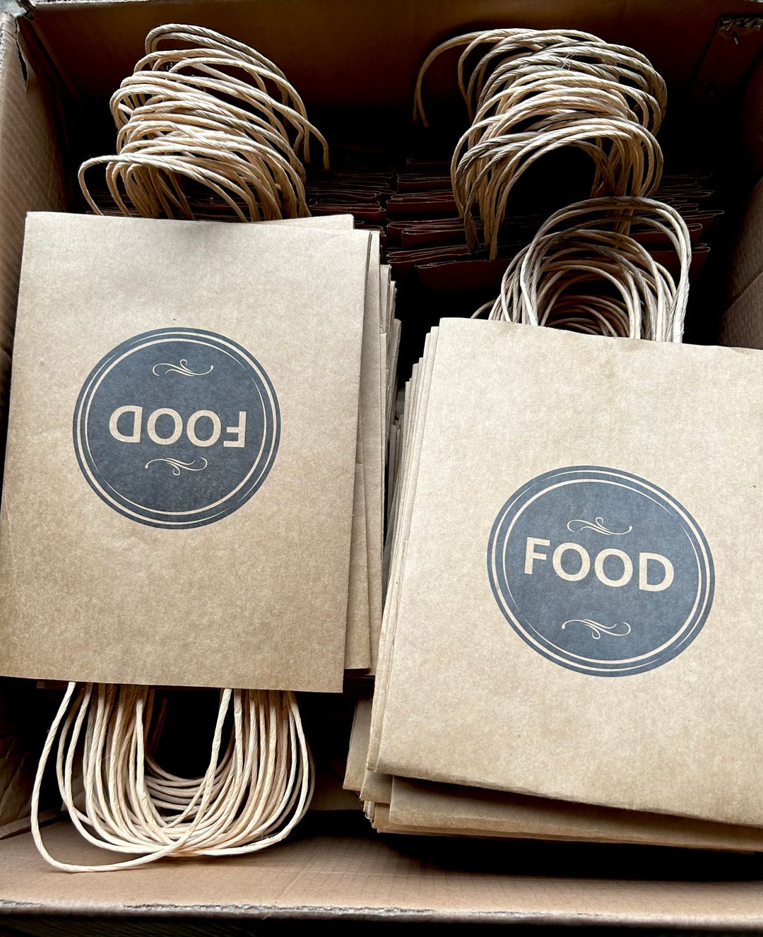 “FOOD” BROWN DELIVERY TAKEOUT BAGS  (WITH TWIST HANDLES) 