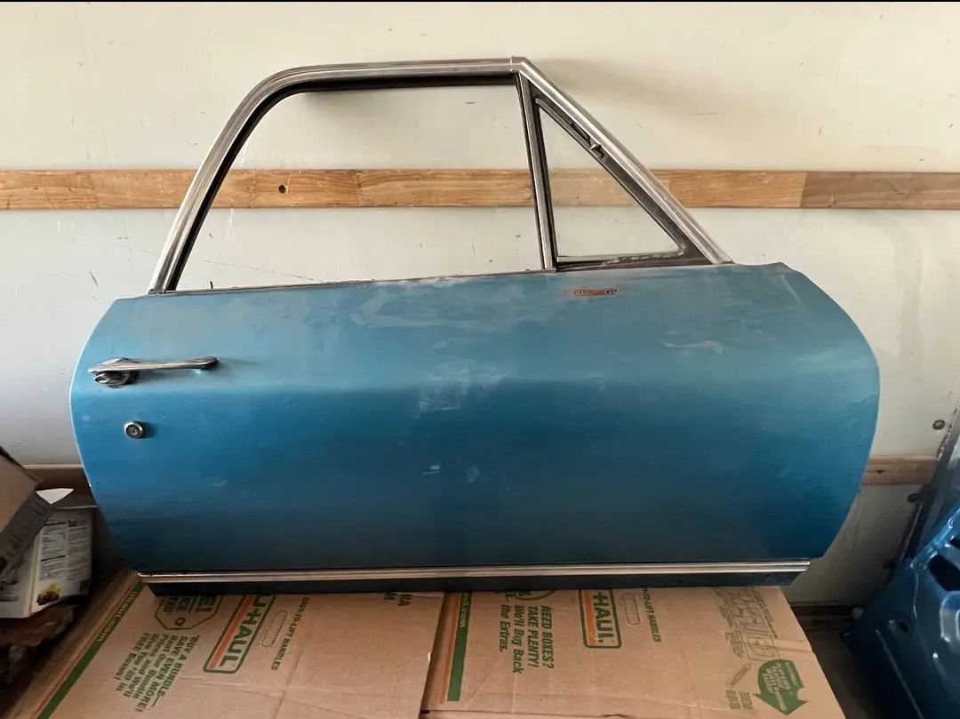 1968-72 El Camino door