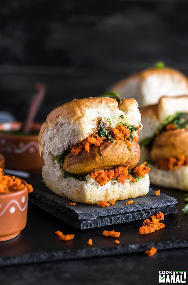 Vada Paav (2 Pcs)