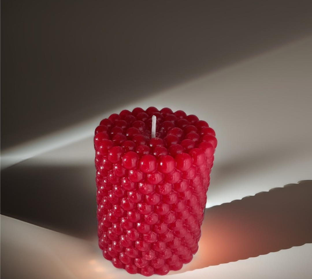 One tone/color cylinder scented candle