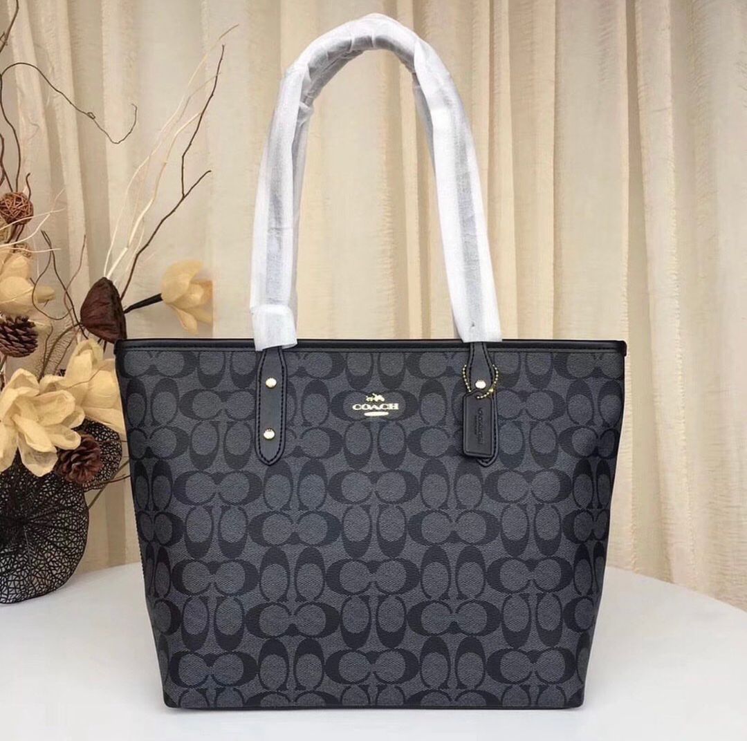 Coach Tote bag