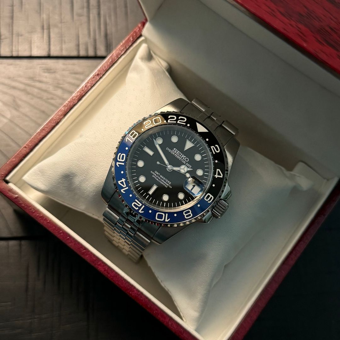 Seiko 'Batgirl' Mod