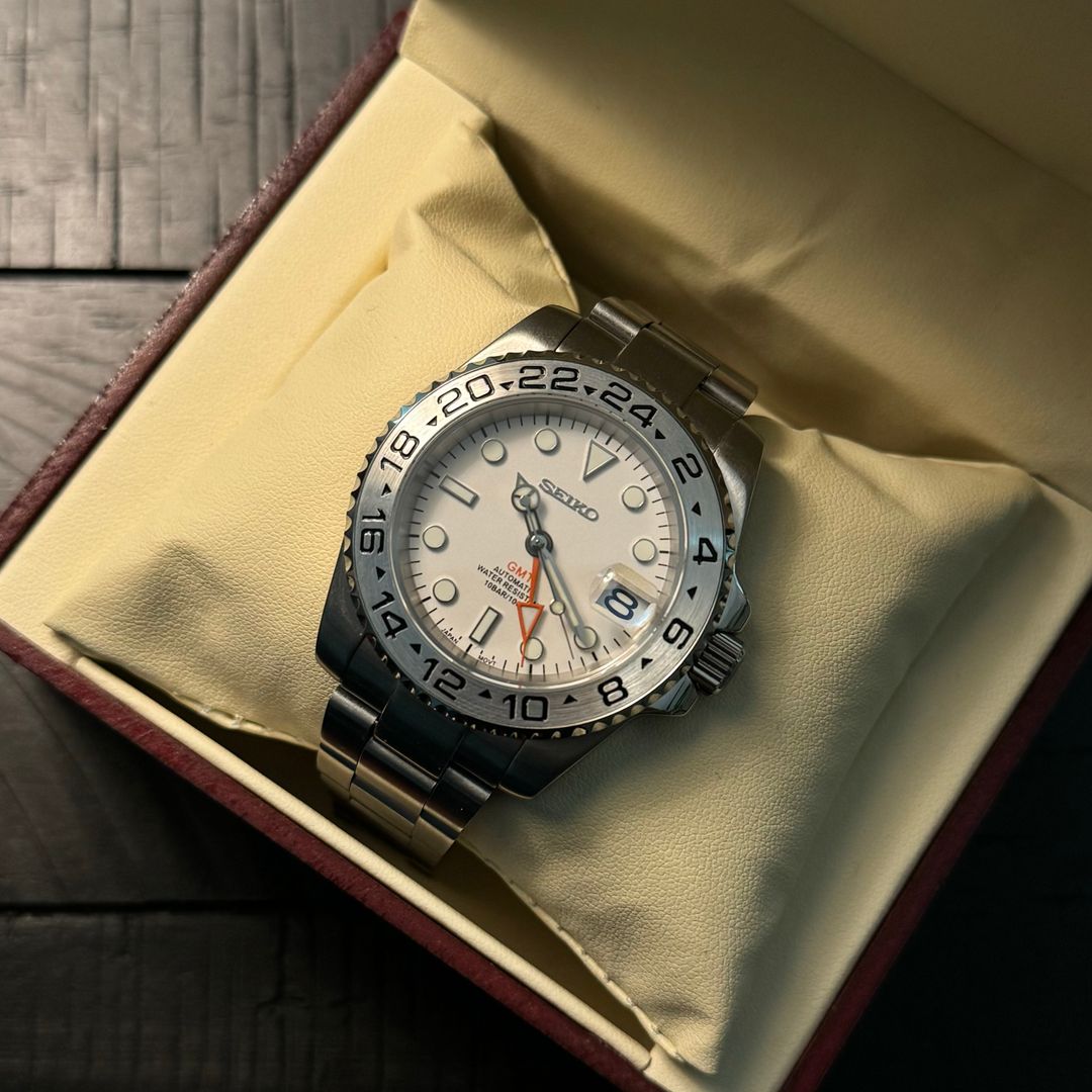 Seiko 'GMT Explorer II' Mod