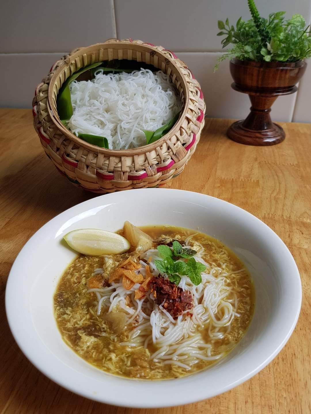 ပန်းခရေ Kitchen_ငါးခူမုန့်ဟင်းခါးအနှစ်ထုတ်