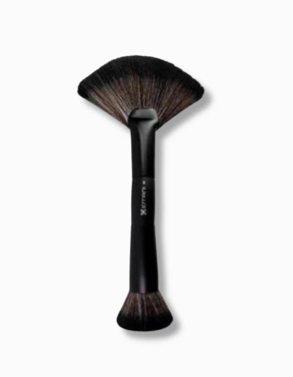 Emani Duo Fan Brush