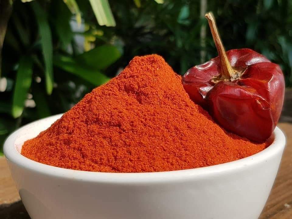 ပန်းခရေ Kitchen_ငရုတ်သီး အရောင်တင်မှုန့်