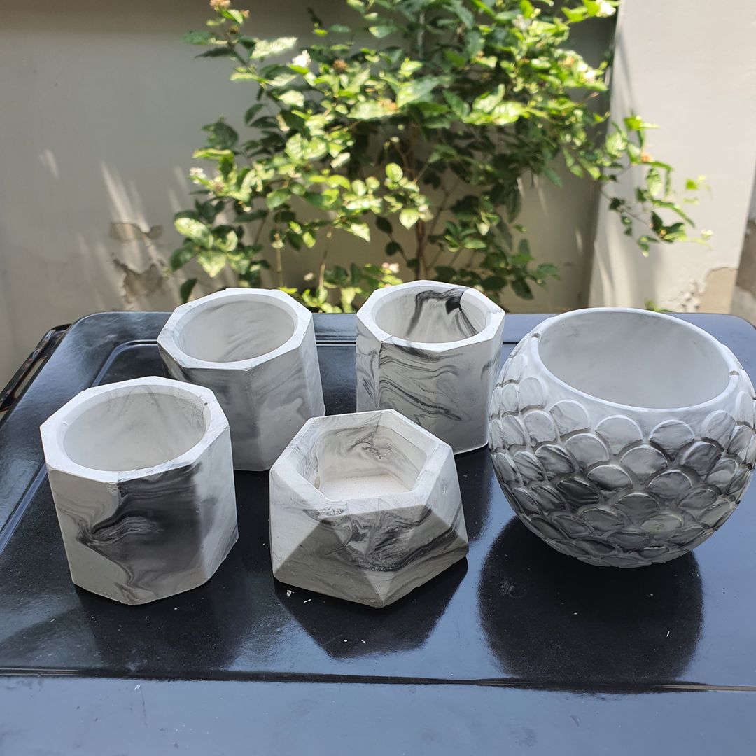 Set of 5 Pots for Home Decor 