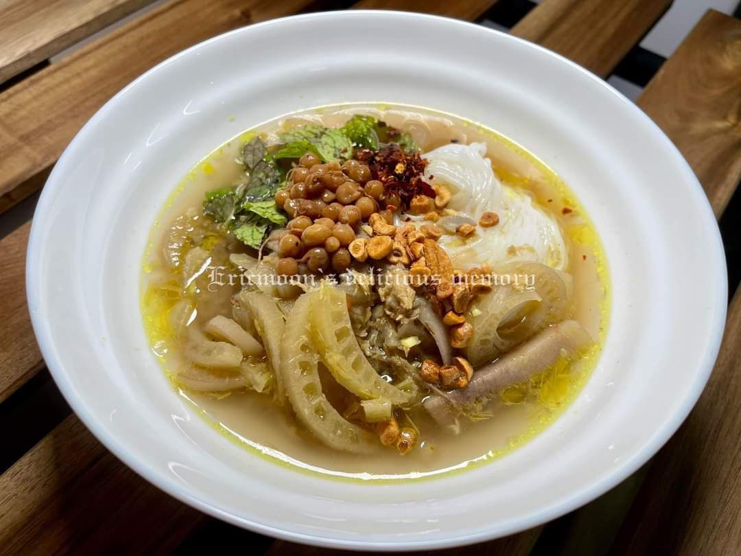 စာဝ_မော်လမြိုင်မုန့်ဟင်းခါး