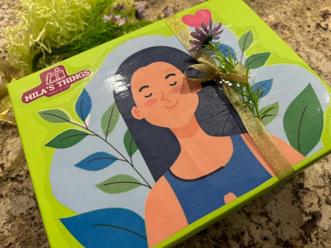 Surprise Gift Box - 🧘🏻‍♀️Moms time out