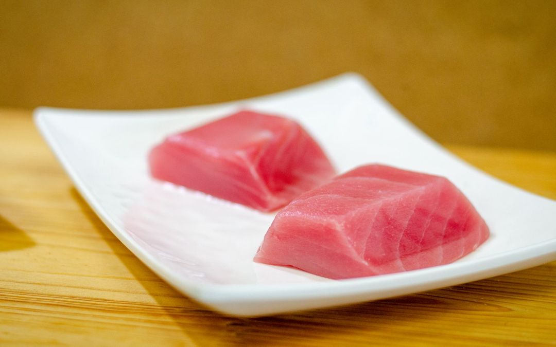 Frozen Premium Tuna Saku Tail 500g