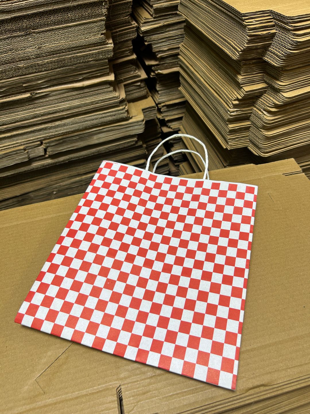 “RED & WHITE CHECKERED ” DELIVERY CARRIER BAGS - 12” x 10” x 5.5”  ( WITH HANDLES )  (Copy)