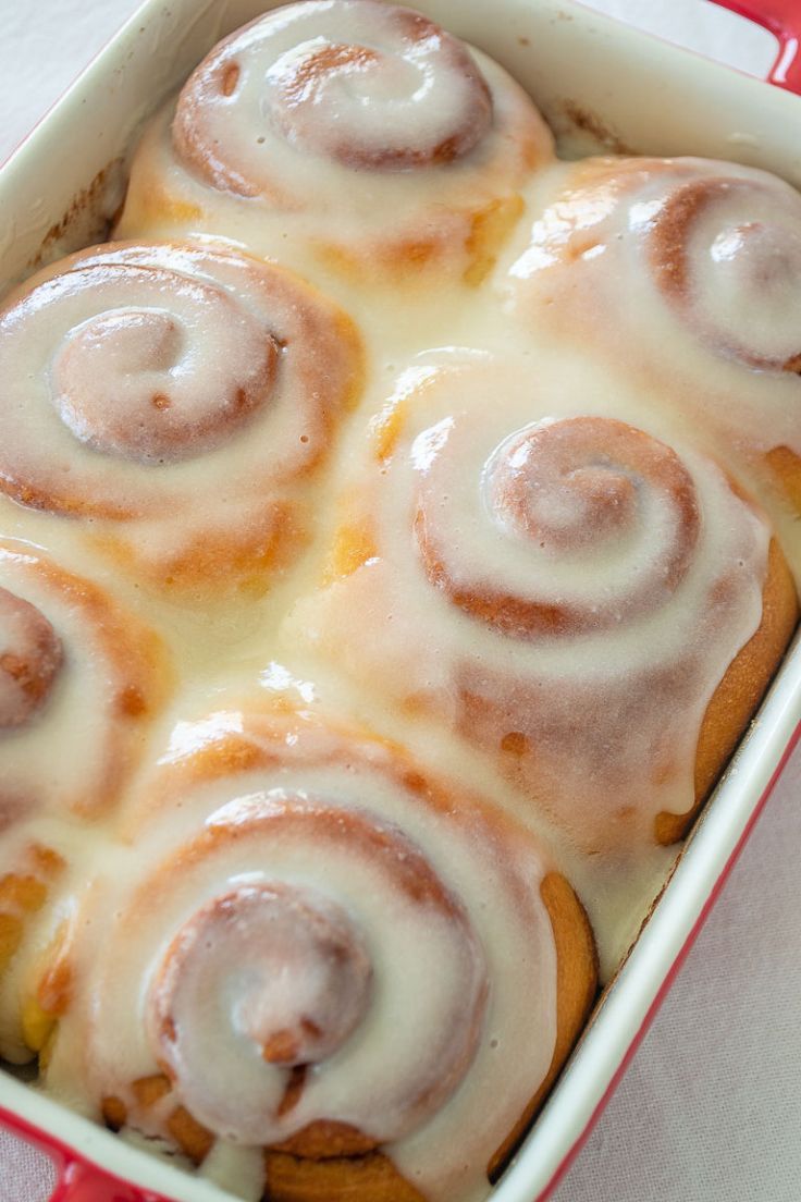 Cinnamon rolls 